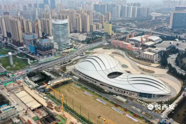刻苦训练篮球时如何避免受伤的建议_0